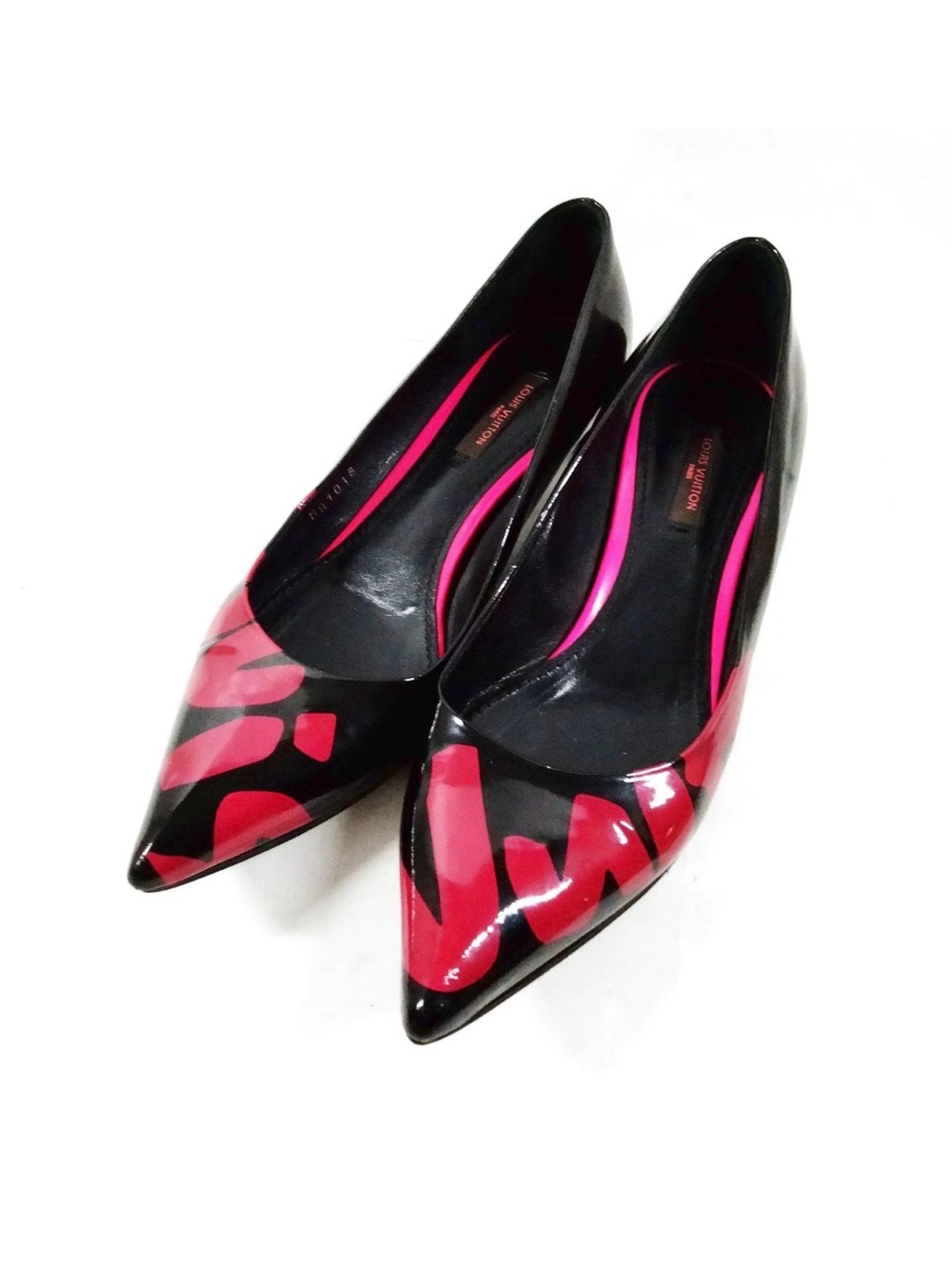 Louis Vuitton Black Patent Pointed Pumps with Pink Graphic